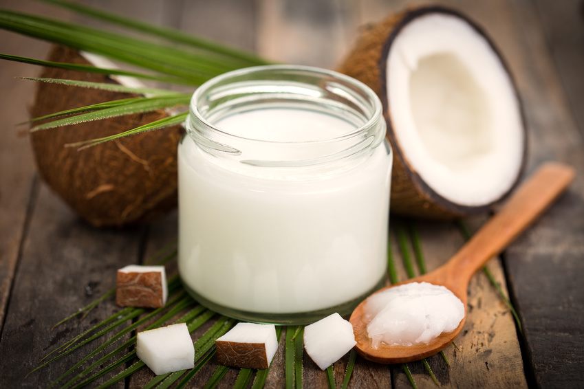 20 tolle Möglichkeiten, Kokosnussöl für die Haut zu verwenden
