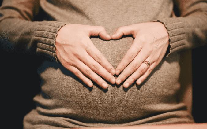 Folsäure in der Schwangerschaft – Lebensmittel, Dosis, Mangel