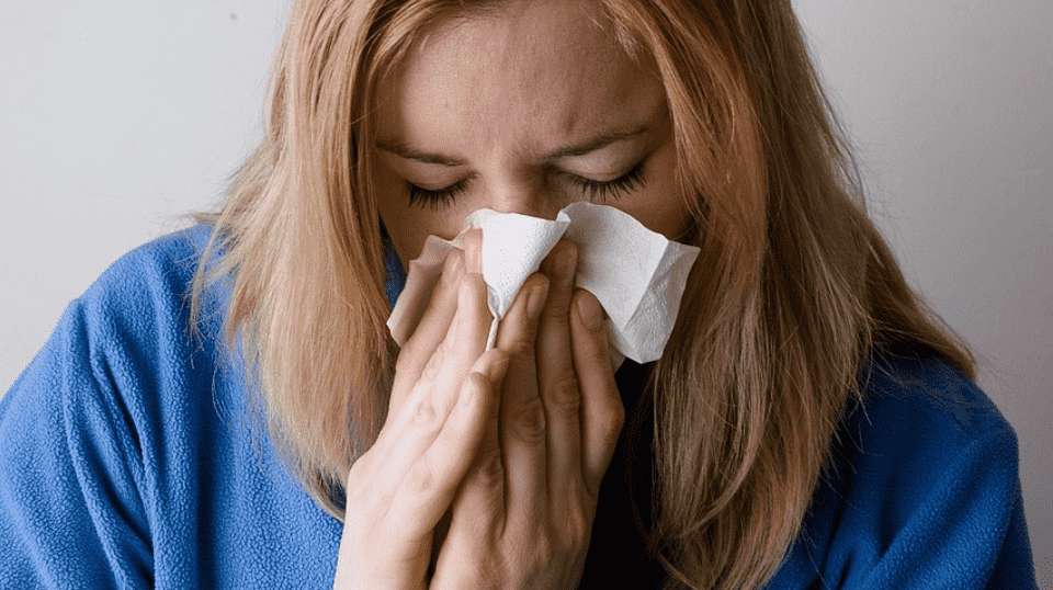 19 hilfreiche Hausmittel gegen Schnupfen