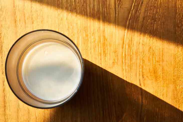 Heiße Milch mit Honig – 7 Überraschende Vorteile!
