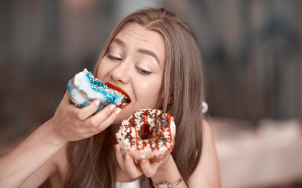 Binge Eating Störung: Was ist das? + 5 Wege zur Bekämpfung!