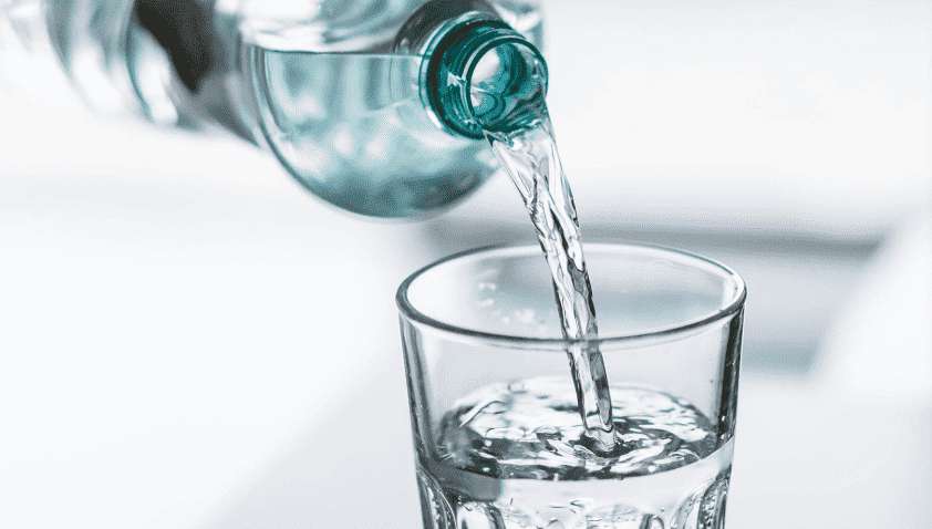 Wieviel Wasser solltest du am Tag trinken?