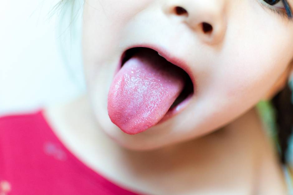 Blasen auf der Zunge – die richtige Mundhygiene ist entscheidend!